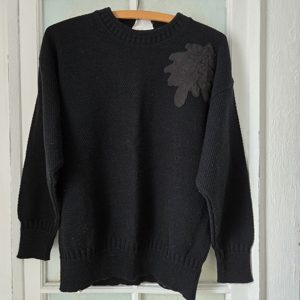 Excelsior Black Knit Sweater Leaf Appliqué Small